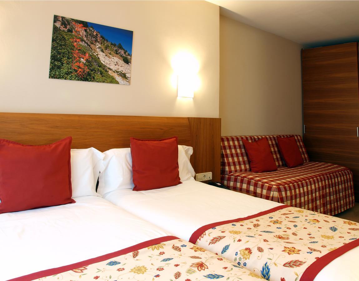 Triple Room Spa Access
