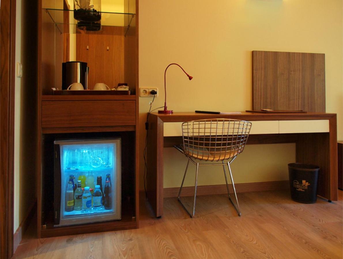 King Suite Spa Bath